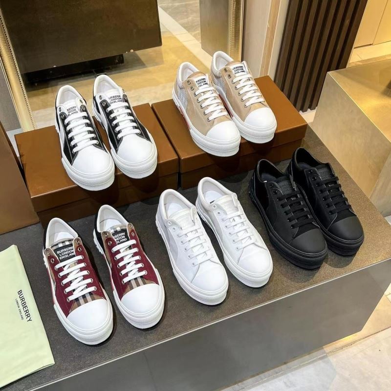 Burberry Low Shoes